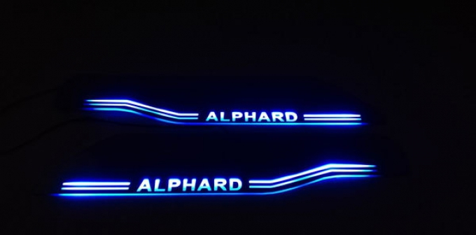 กาบบันได Scuff plate อัลพาร์ด Alphard Series20 สินค้ามีสต็อคอยู่ที่จังหวัดชิบะ สินค้าทุกรายการพร้อมส่งทันที ชุด 4 ชิ้น