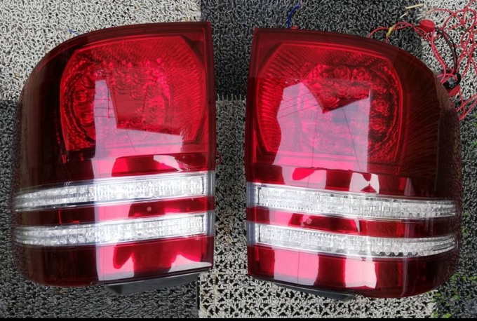 โคมไฟท้าย LED อัลพาร์ด นำเข้าจากญี่ปุ่นโดยตรงสำหรับรถรุ่น Alphard Vellfire Serise 10