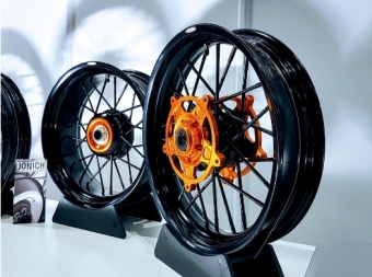 Motorcycle wheels for BMW BMW用二輪車用ホイール รับสั่งซื้อ รับประมูล รับนำเข้า Accepting orders accepting auctions accepting imports Price includes clearing taxes