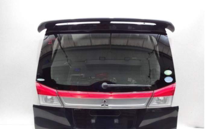 Mitsubishi Delica D5 CV5W MB15S MB46S CV5W KH-PE8W BVM20 Rear door tailgate rear hatch ประตูหลัง ประตูท้าย ฝาท้าย (Pre-order product, takes 25-30 days by ship)