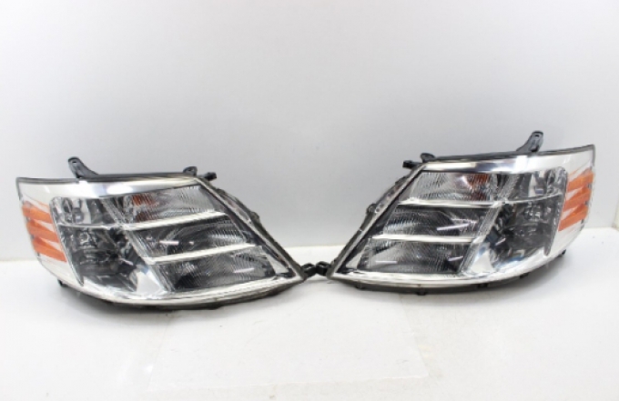 Toyota Alphard 10 headlights Hybrid model (ATH10W)(พรีออเดอร์ 25-30วัน ลูกค้ามัดจำ 80เปอร์เซ็น)ไฟหน้า Toyota Alphard 10 รุ่น Hybrid (ATH10W) ข้างซ้าย-ขวา สายไฟหลอดไฟพร้อมใช้งานได้ปรกติ