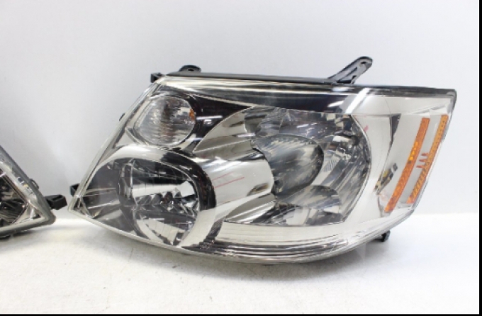 Headlight Toyota Alphard 10G(ANH10W) year 2002-2004 left-right side wires bulbs work normally (smoke)　(Pre-Order)