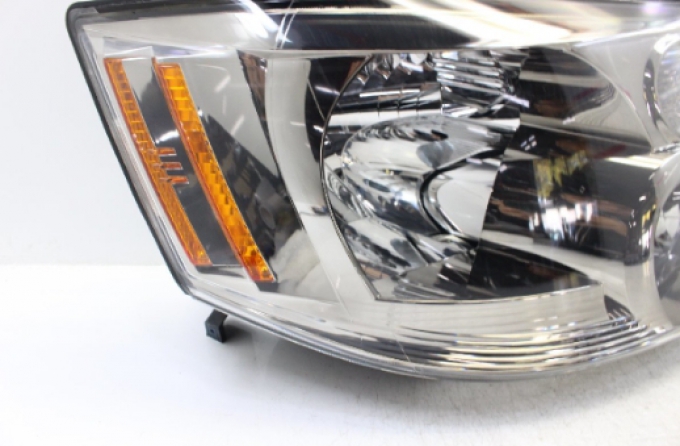 Headlight Toyota Alphard 10G(ANH10W) year 2002-2004 left-right side wires bulbs work normally (smoke)　(Pre-Order)