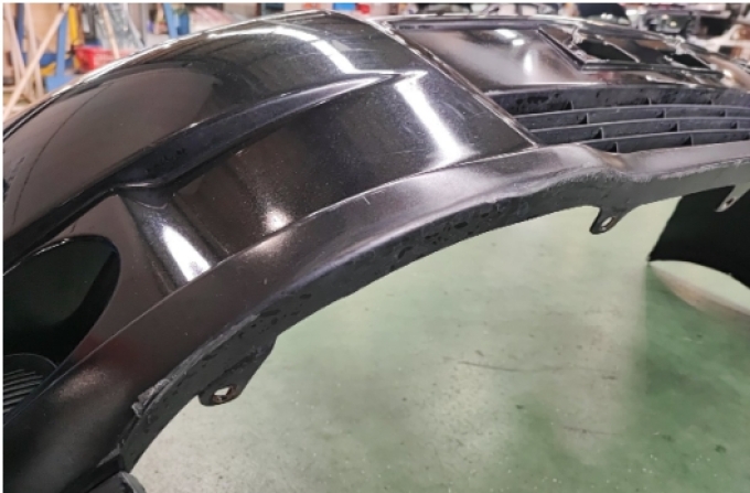 Toyota Avensis AZT กันชนหน้า Toyota Avensis AZT front bumper (Pre-order product, takes 25-30 days by ship)