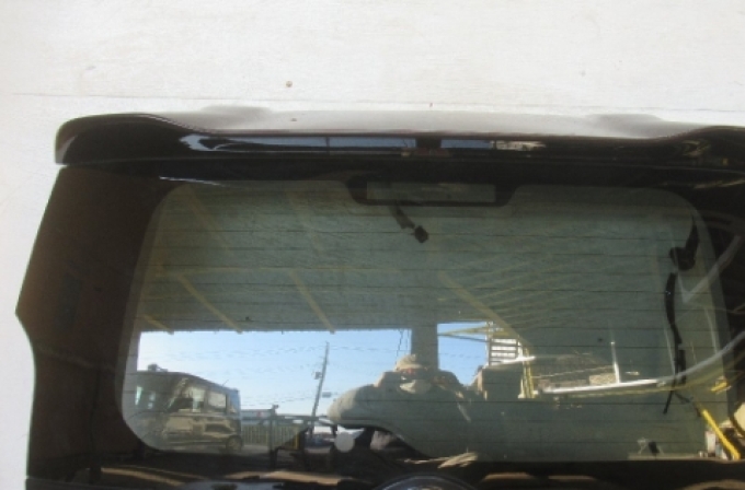 กระจกหลัง กระจกบังลมหลัง อะไหล่ถอดแท้มือสองจากญี่ปุ่น (สินค้าสั่งซื้อ บรรทุกทางเรือใช้เวลา 25-30วัน)