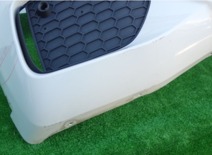 กันชนหน้า M Sport แท้ BMW X5 F15 หมายเลข 5111 8054014 สี Alpine White 300 (สินค้าพรีออเดอร์จากประเทศญี่ปุ่นใช้เวลาจัดส่ง 25-30 วัน)