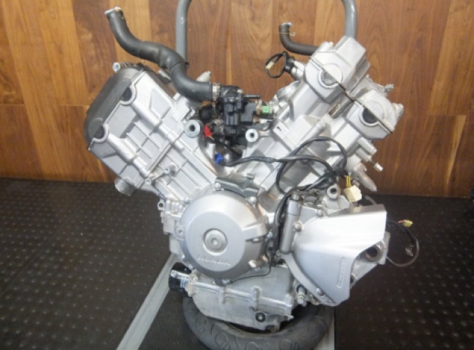 HONDA จัดหาอะไหล่มือสอง Motorcycle engine body Other parts ตัวเครื่องยนต์จักรยาน อะไหล่อื่นๆ