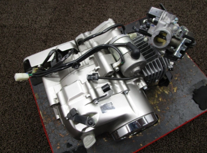 HONDA จัดหาอะไหล่มือสอง Motorcycle engine body Other parts ตัวเครื่องยนต์จักรยาน อะไหล่อื่นๆ