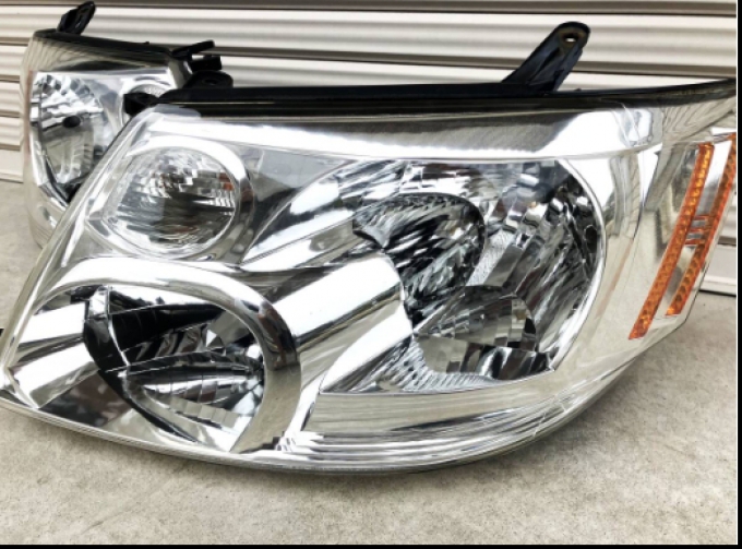 Headlight Toyota Alphard 10G(ANH10W) year 2002-2004 left-right side wires bulbs work normally  ไฟหน้า Toyota Alphard 10 ปี 2002-2004  ข้างซ้าย-ขวา สายไฟ หลอดไฟใช้งานได้ปรกติฮ