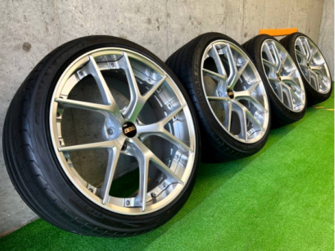 BBS forged 2-piece RI-S008 RI-S014 PCD112 for Mercedes, BMW and Audi! 9J+34 10J+38 ADVAN 90% tread! CB66.6 hub ring specification garage stored Front BBS RI-S008 9J+34 255/30ZR20(92Y) Manufacture year 2020 50th week Rear BBS RI-S014 10J+38 275/30ZR20(97Y)