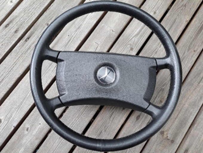 For Benz Steering พวงมาลัยรถยนต์ ステアリング  รับสั่งซื้อ รับประมูล รับนำเข้า Accepting orders, accepting auctions, accepting imports. Price includes clearing taxes.