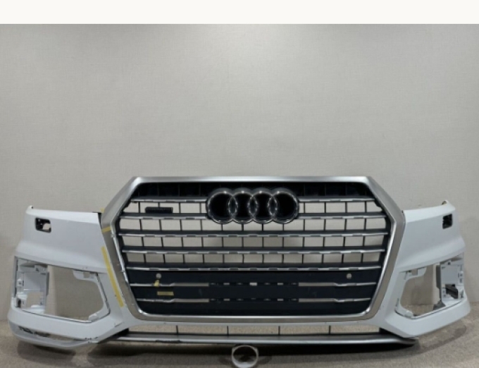 AUDI Q7 4M Genuine Front Bumper Front Grille AUDI Q7 4M กันชนหน้าแท้ กระจังหน้า (Pre-order product, takes 25-30 days by ship)