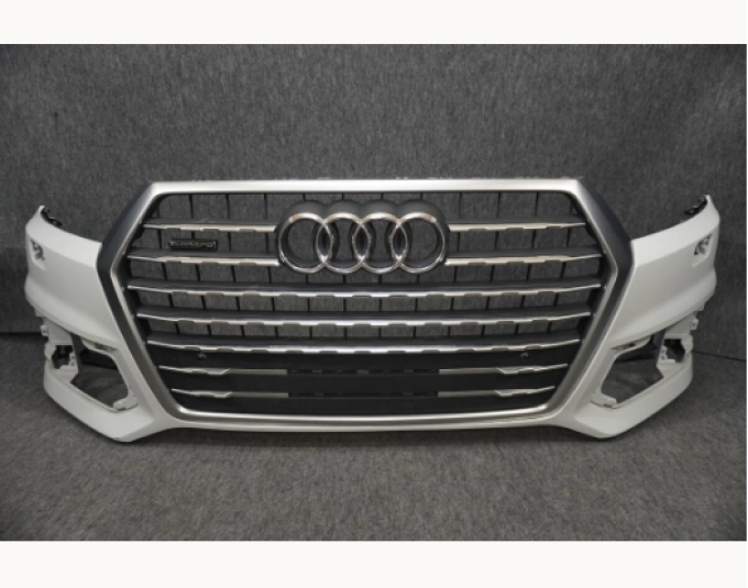 AUDI Q7 4M Genuine Front Bumper Front Grille AUDI Q7 4M กันชนหน้าแท้ กระจังหน้า (Pre-order product, takes 25-30 days by ship)