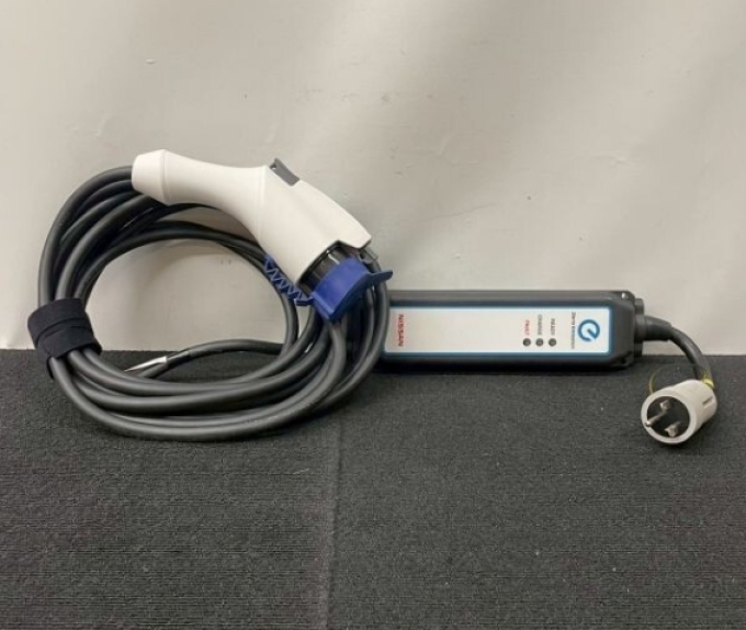 Nissan Leaf นิสสัน ลีฟ 日産 リーフ ZE ZE0 ZE1 (สินค้าพรีออเดอร์จากประเทศญี่ปุ่นใช้เวลาจัดส่ง 25-30 วัน)