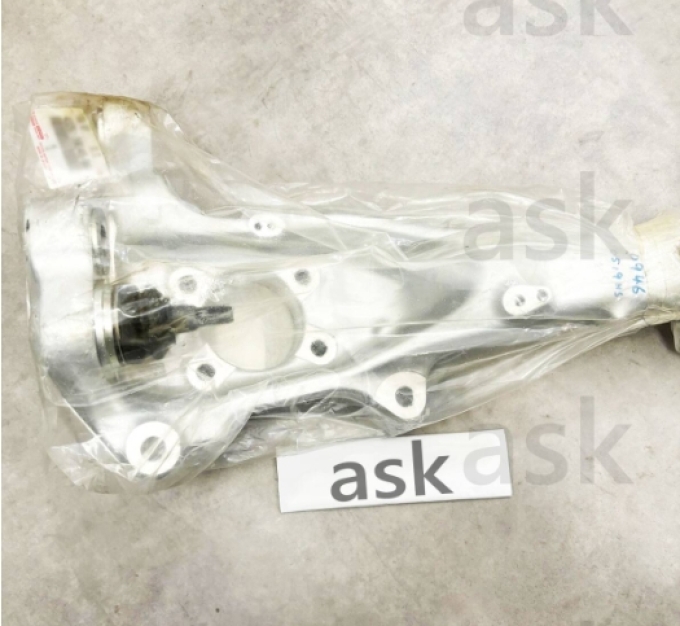 Genuine parts Lexus LS460 Steering Knuckle Left/Right คู่ซ้าย/ขวา New Genuine Lexus Steering Knuckle Left LH 43202-59075/Right RH 43201-59045 (Pre-order product, takes 25-30 days by ship)